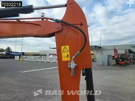 mini escavadeira 2022 Hitachi ZX33 U-6 CLR A/C - 3 Buckets (11)