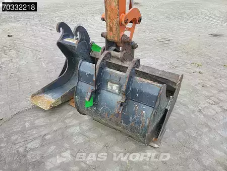 mini escavadeira 2022 Hitachi ZX33 U-6 CLR A/C - 3 Buckets (15)