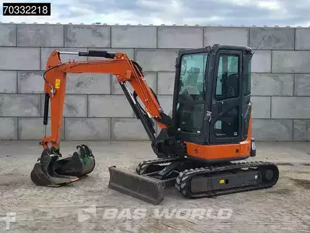 mini escavadeira 2022 Hitachi ZX33 U-6 CLR A/C - 3 Buckets (2)