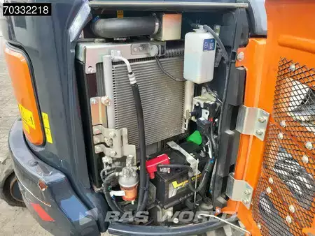 mini escavadeira 2022 Hitachi ZX33 U-6 CLR A/C - 3 Buckets (24)