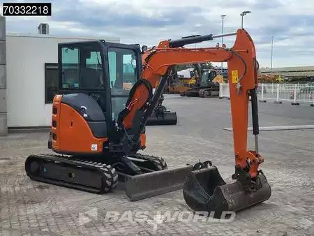 mini escavadeira 2022 Hitachi ZX33 U-6 CLR A/C - 3 Buckets (7)