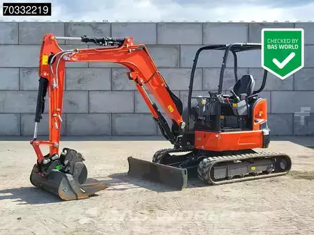 mini escavadeira 2022 Kubota U36 -4 3 Buckets - Like New! (1)