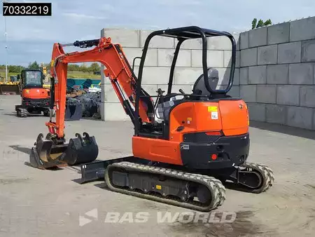 mini escavadeira 2022 Kubota U36 -4 3 Buckets - Like New! (3)