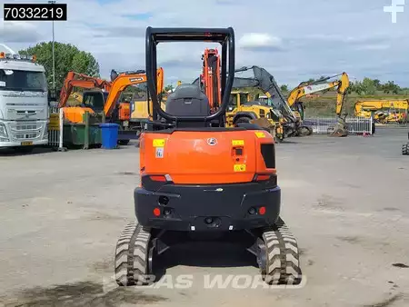 mini escavadeira 2022 Kubota U36 -4 3 Buckets - Like New! (5)