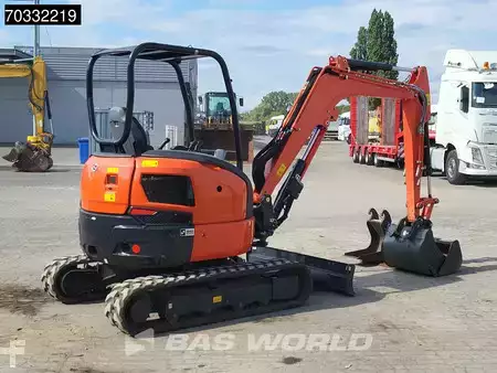 mini escavadeira 2022 Kubota U36 -4 3 Buckets - Like New! (7)
