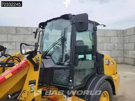 Kolové nakladače 2025 Caterpillar 906 - 14A A/C - 40 km/h - EPA (40)