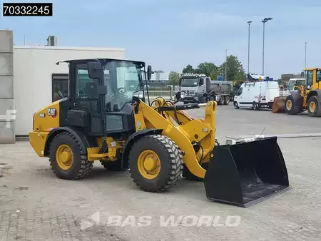 Kolové nakladače 2025 Caterpillar 906 - 14A A/C - 40 km/h - EPA (9)