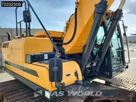 Bæltegraver 2018 Hyundai HX260 L (19)