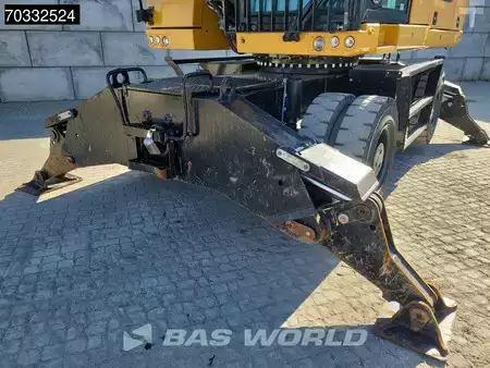 Escavatori gommati 2020 Caterpillar MH3024 (12)
