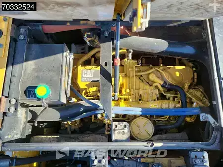 Escavatori gommati 2020 Caterpillar MH3024 (14)