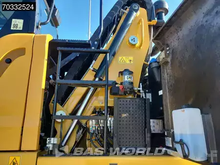 Escavatori gommati 2020 Caterpillar MH3024 (15)