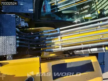 Escavatori gommati 2020 Caterpillar MH3024 (16)