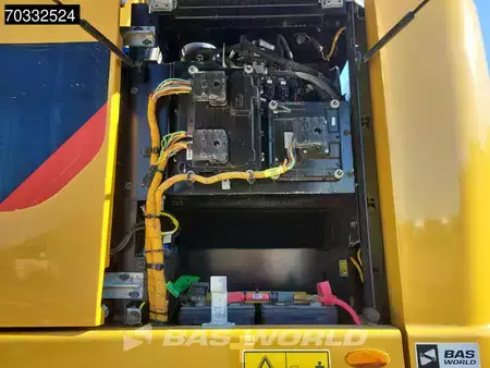 Escavatori gommati 2020 Caterpillar MH3024 (18)