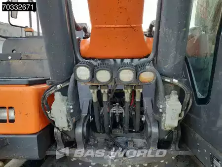 Hydraulic Excavators 2018 Doosan DX300 LC-5 GPS - Tiltrotator (11)