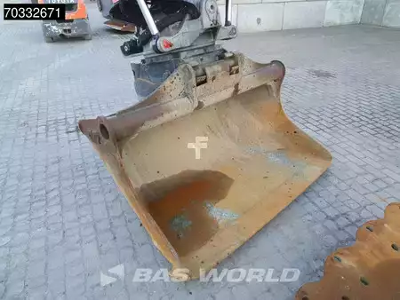 Hydraulic Excavators 2018 Doosan DX300 LC-5 GPS - Tiltrotator (17)