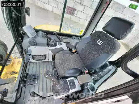 Міні-екскаватори 2019 Caterpillar 305 E2 CR 3 Buckets (35)