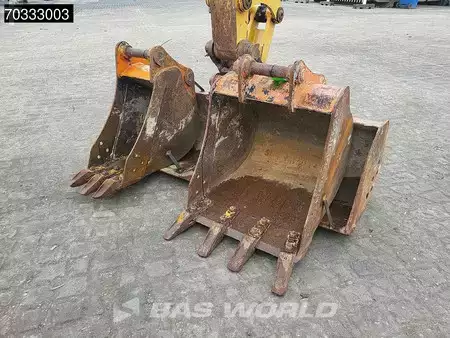 Minibagry 2019 Caterpillar 305 E2 CR (13)