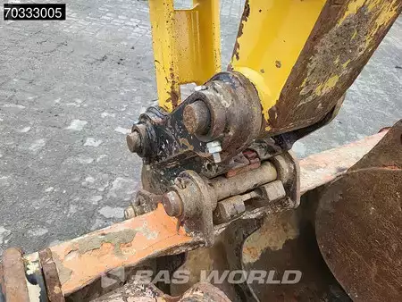 Міні-екскаватори 2019 Caterpillar 305 E2 CR (13)