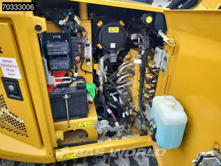 Mini Escavatori 2022 Caterpillar 305 CR (32)