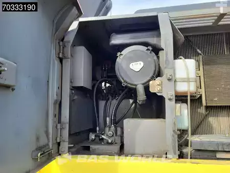 Mobila kranar 2012 Hitachi ZX360W -3 (32)
