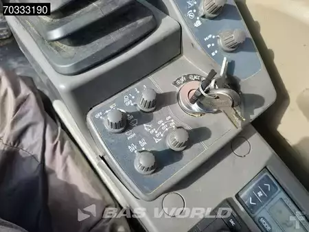 Mobila kranar 2012 Hitachi ZX360W -3 (40)
