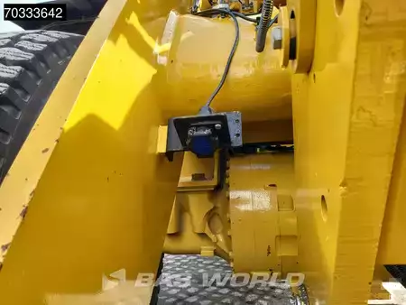 Kolové nakladače 2019 Caterpillar 950 M Quick Coupler (15)
