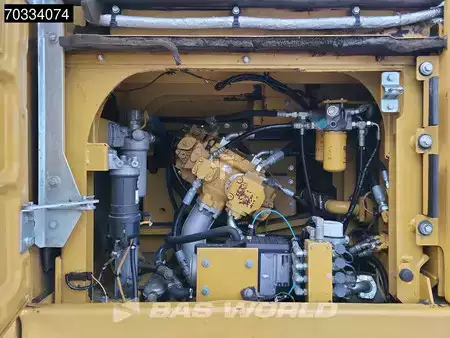 Rupsgraafmachines 2017 Caterpillar 330 F L GPS - Tiltrotator (22)