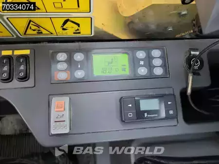 Rupsgraafmachines 2017 Caterpillar 330 F L GPS - Tiltrotator (36)