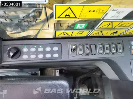 Beltegraver 2018 Caterpillar 340 F (35)