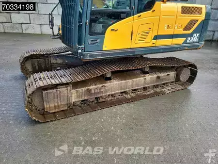 Koparki gąsienicowe 2018 Hyundai HX220 L (18)