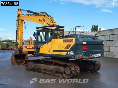Koparki gąsienicowe 2018 Hyundai HX220 L (2)