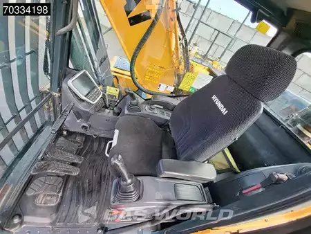Koparki gąsienicowe 2018 Hyundai HX220 L (30)