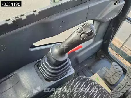 Koparki gąsienicowe 2018 Hyundai HX220 L (36)