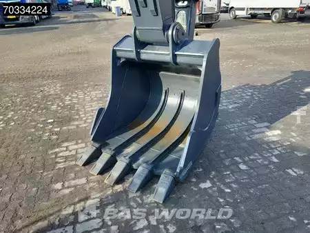 Pelles sur chenilles 2025 Hyundai R210 (13)