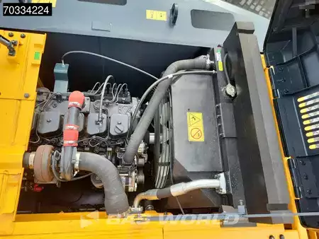 Pelles sur chenilles 2025 Hyundai R210 (17)