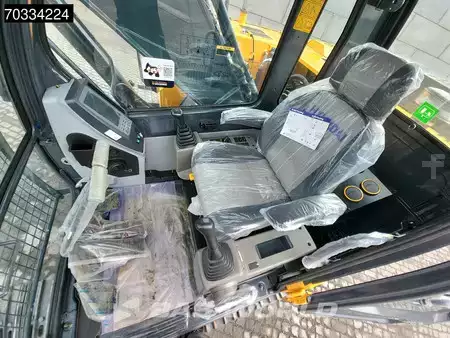 Pelles sur chenilles 2025 Hyundai R210 (29)
