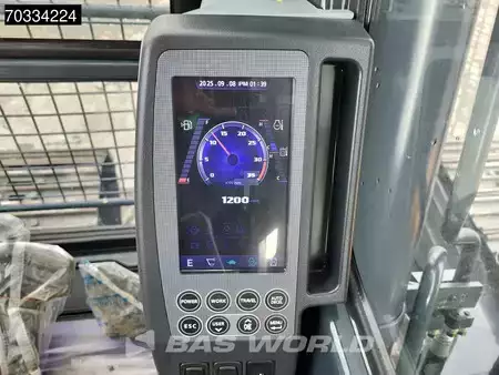 Pelles sur chenilles 2025 Hyundai R210 (33)