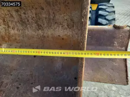 Mobilbagger 2013 Volvo EW140 D Outriggers + Blade (10)