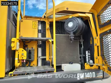 Mobilbagger 2013 Volvo EW140 D Outriggers + Blade (18)