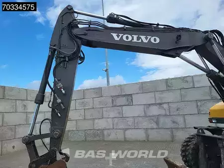 Mobilbagger 2013 Volvo EW140 D Outriggers + Blade (8)