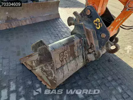 Hydraulic Excavators 2020 Hitachi ZX135 US-6 Blade - First Owner (13)