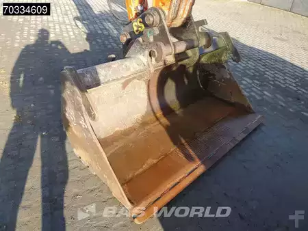 Hydraulic Excavators 2020 Hitachi ZX135 US-6 Blade - First Owner (14)