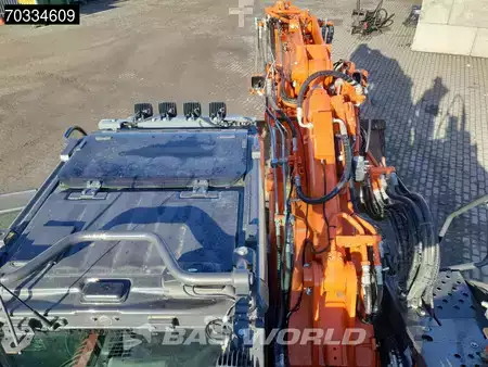 Hydraulic Excavators 2020 Hitachi ZX135 US-6 Blade - First Owner (25)