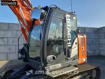 Hydraulic Excavators 2020 Hitachi ZX135 US-6 Blade - First Owner (26)