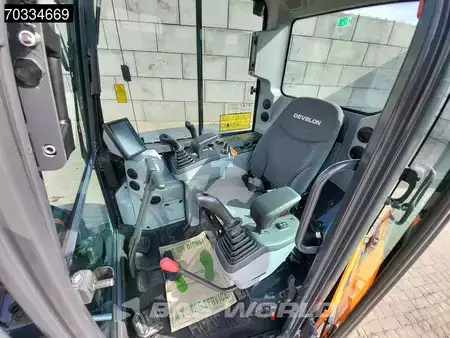 Minibagry 2025 DEVELON DX55 R-7 A/C (23)
