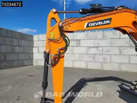 Minibagry 2025 DEVELON DX85 R-7 A/C (10)