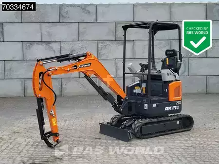 Minibagry 2025 DEVELON DX17 Z-7 (1)