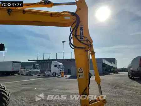 Pelle sur pneus 2007 JCB JS145W Dutch Registration (15)