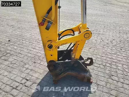 Pelle sur pneus 2007 JCB JS145W Dutch Registration (18)