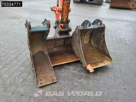 Minigrävare 2022 Kubota U36 -4 3 Buckets (17)